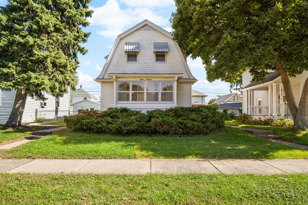 1513 41st Street Property Photo 1