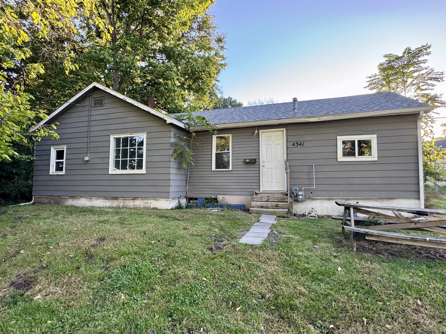 4341 11th Street Property Photo 1