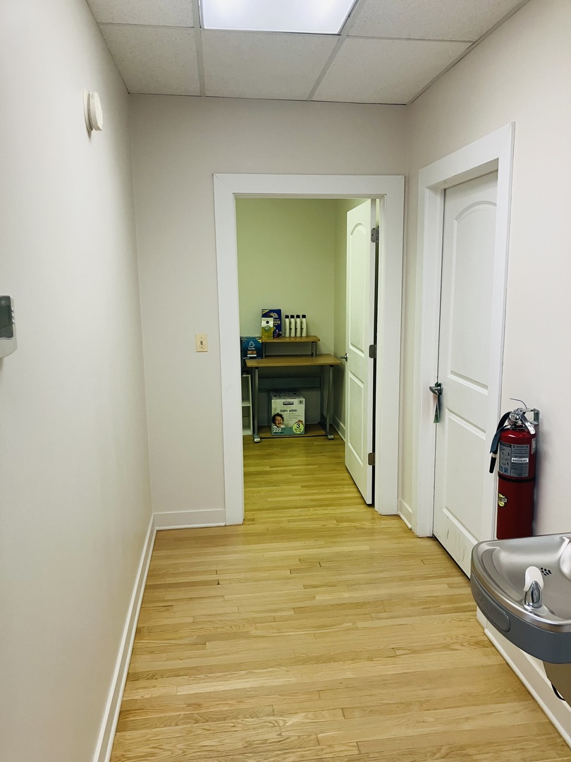 4339 W Irving Park Road Property Photo 10
