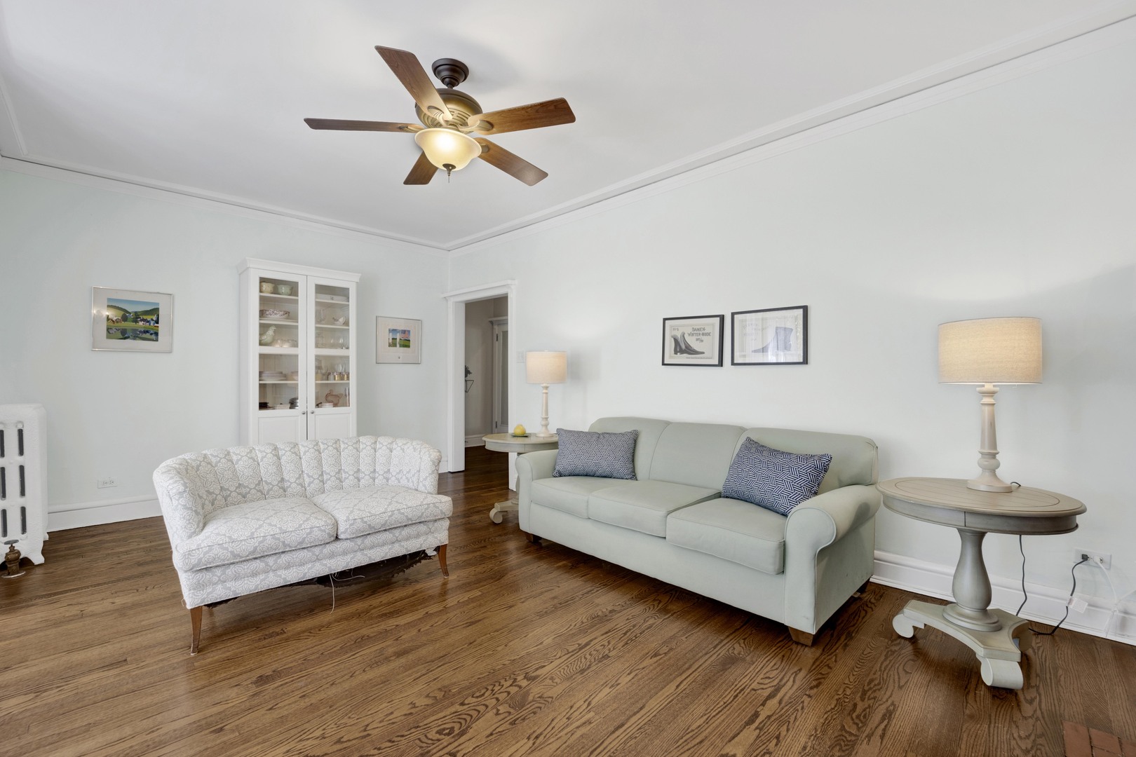4457 N Beacon Street 2 Property Photo 8