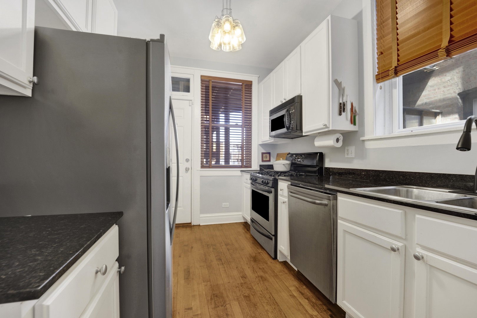 4457 N Beacon Street 2 Property Photo 14