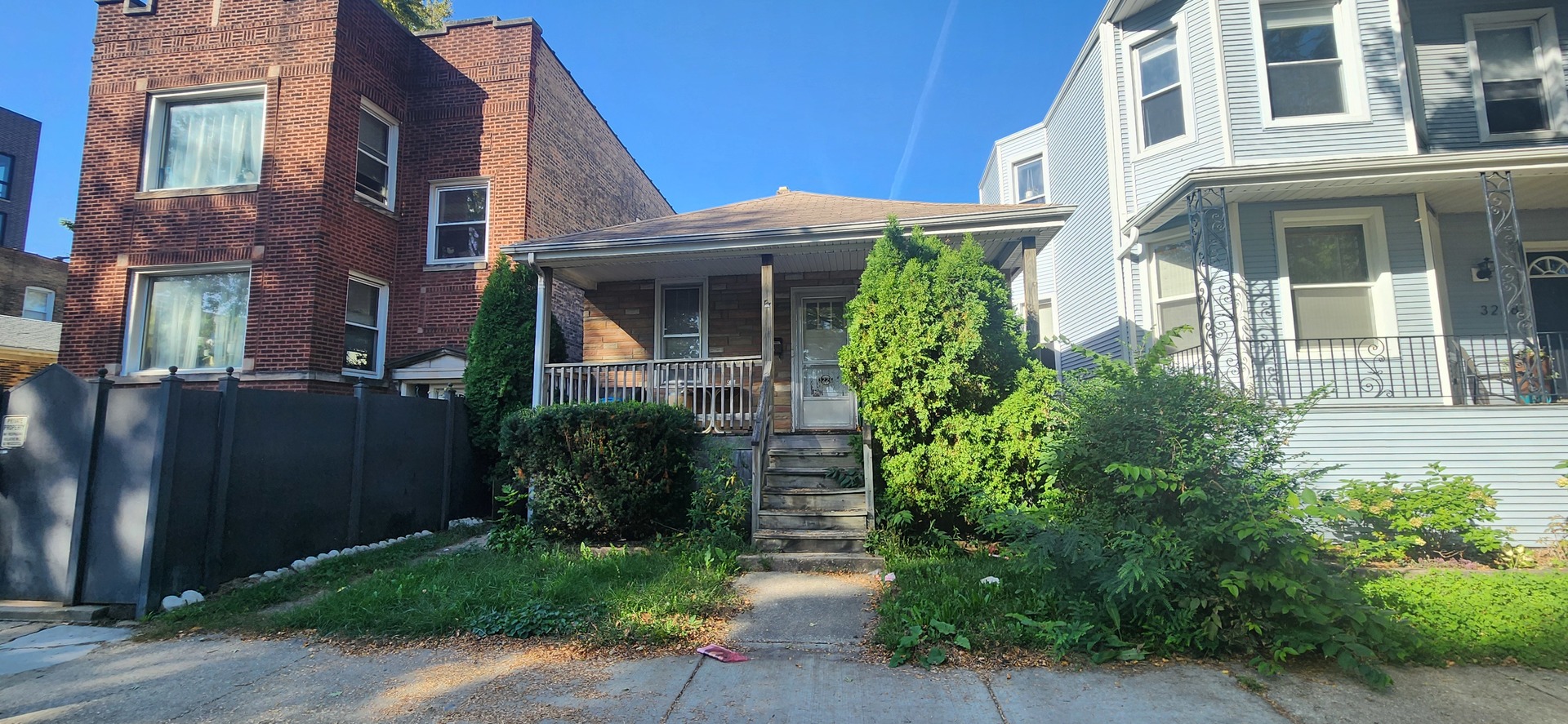 3226 N Kostner Avenue Property Photo 1