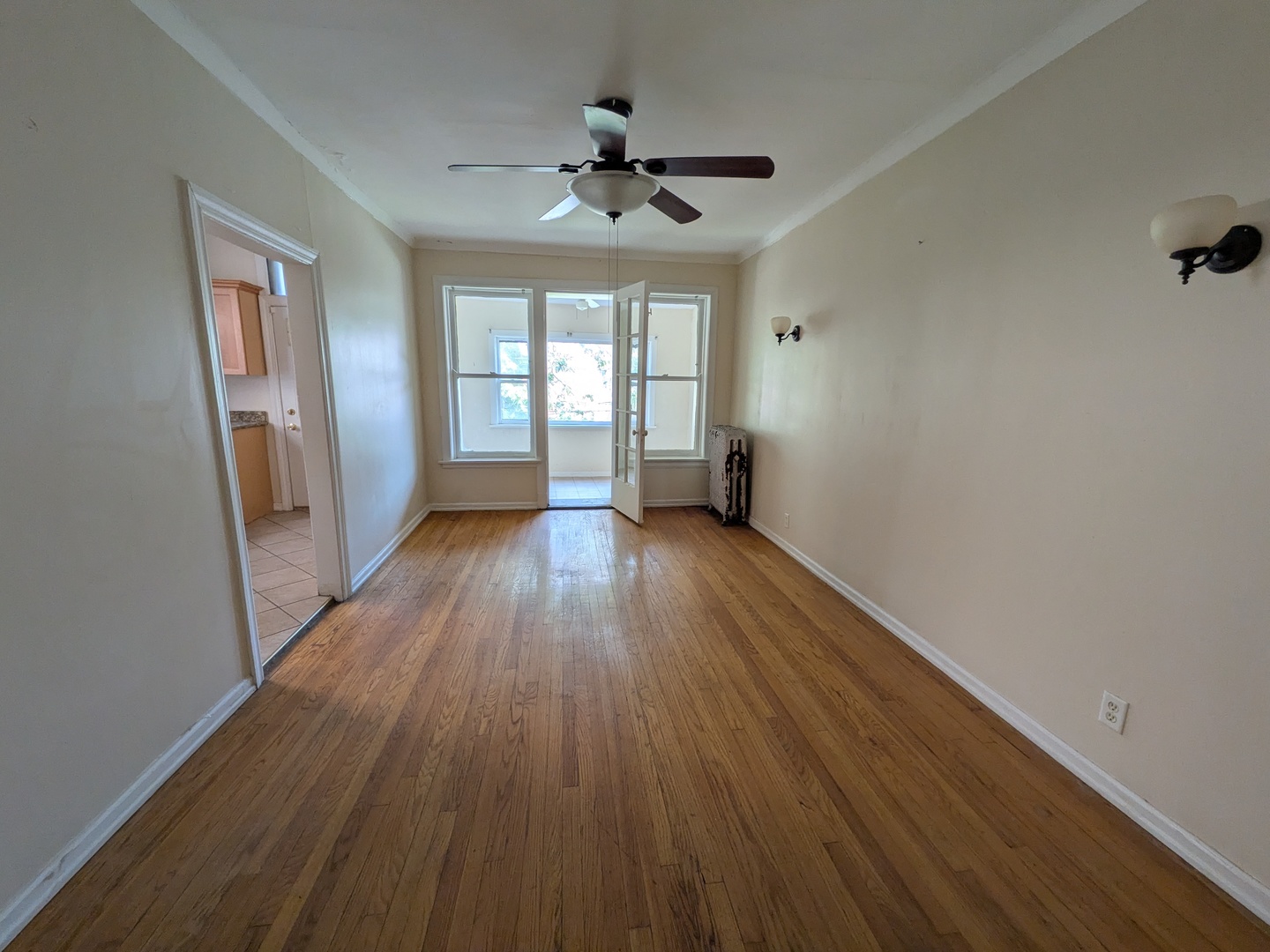 644 E 51st Street 2w Property Photo 8