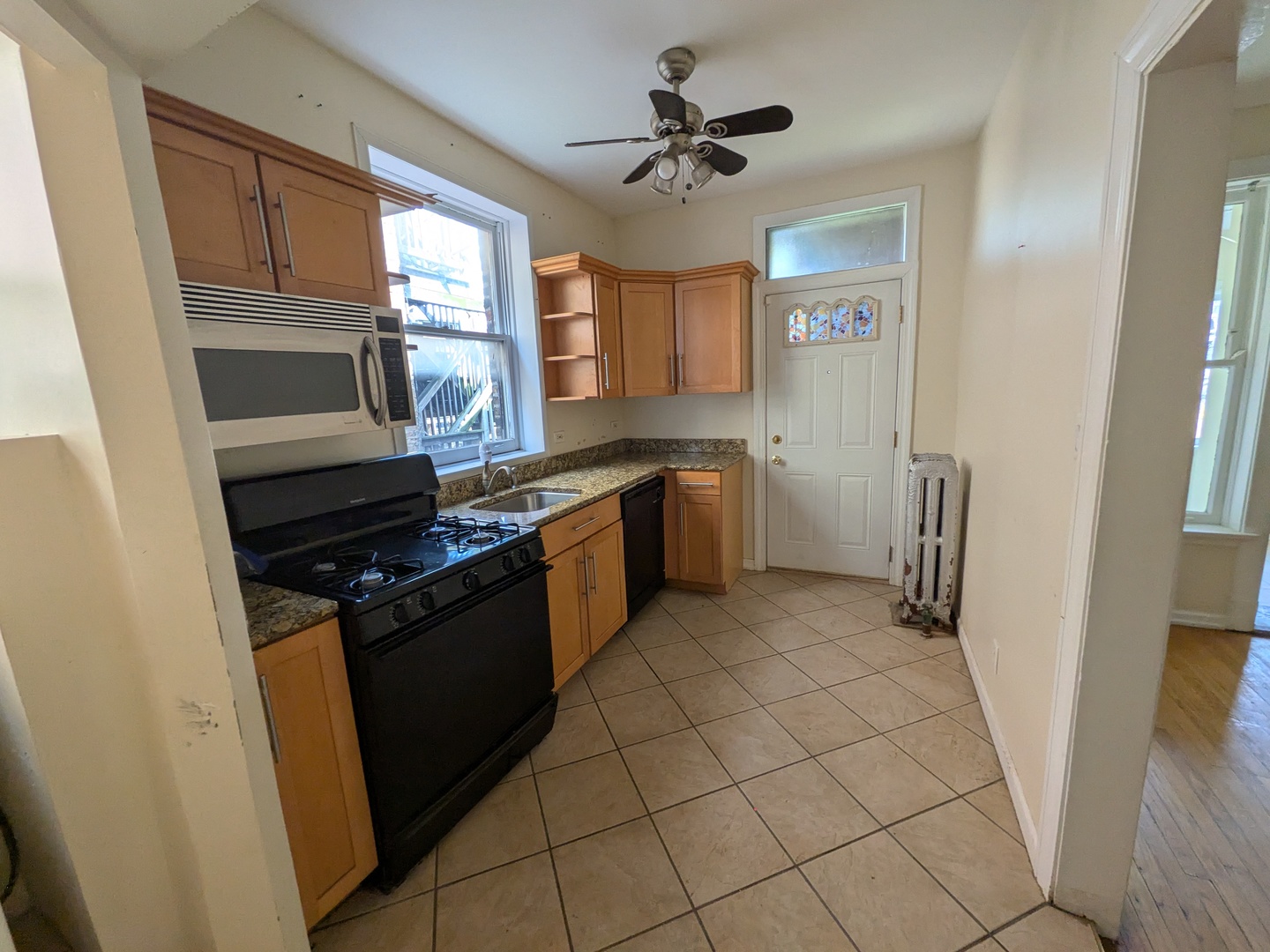 644 E 51st Street 2w Property Photo 9