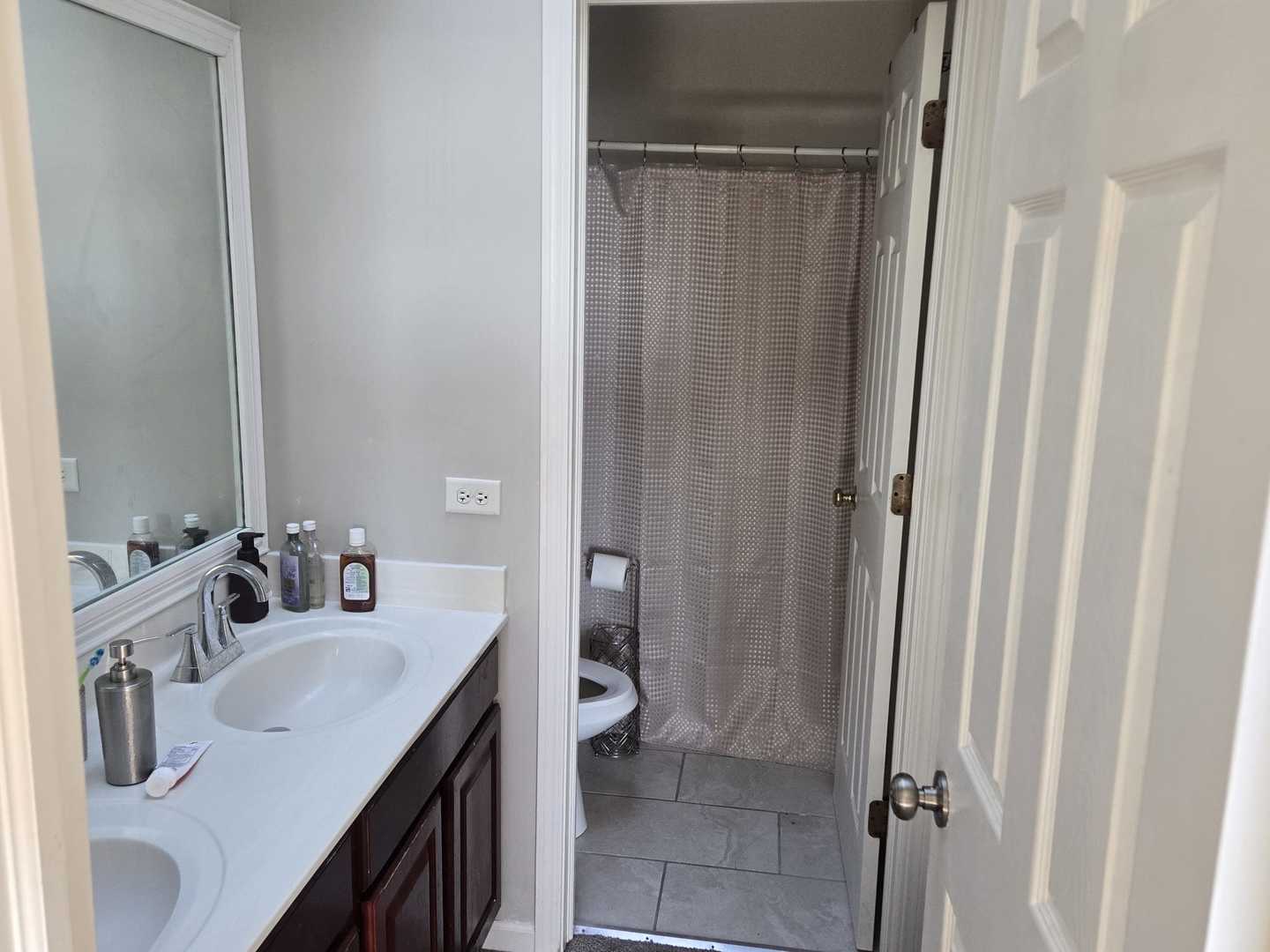 2710 Stonebridge Drive Property Photo 6