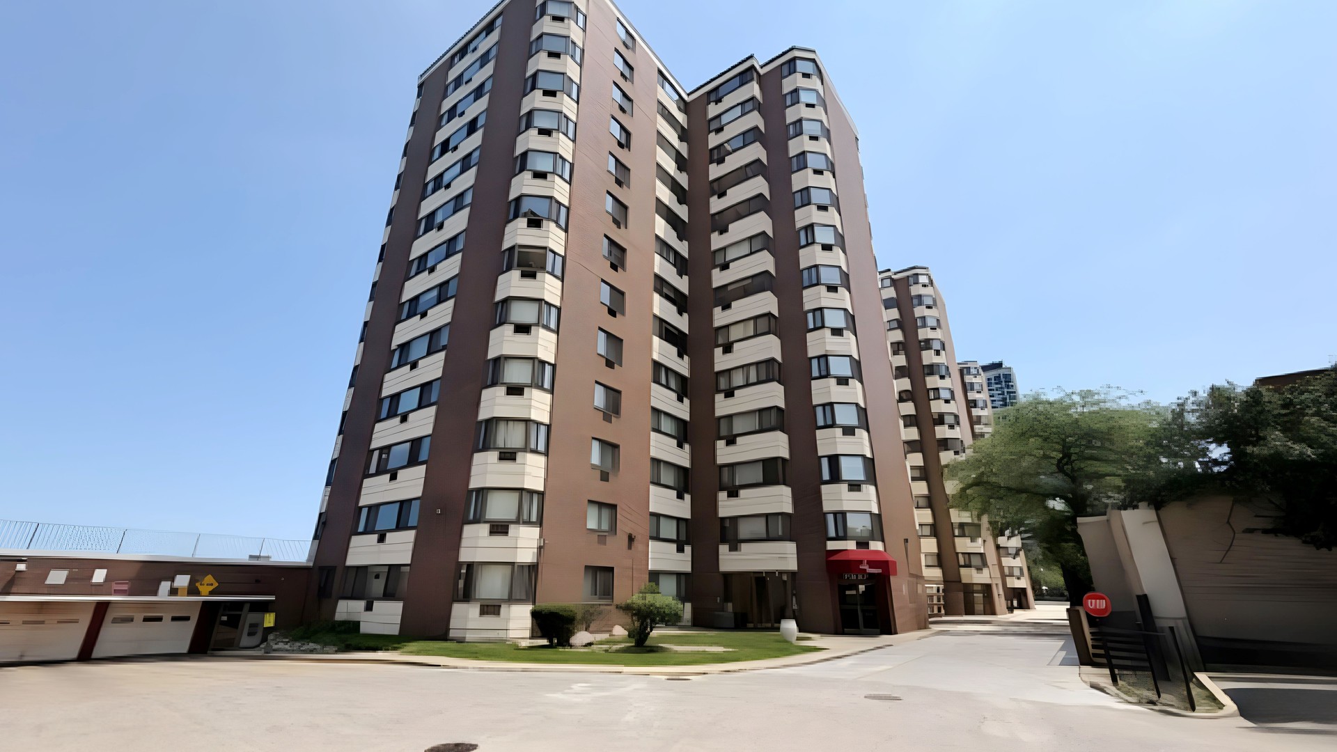 7337 S South Shore Drive 1108 Property Photo 1