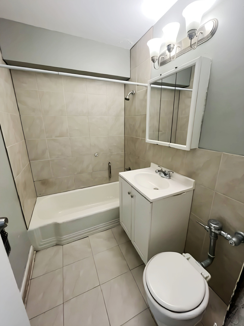 7337 S South Shore Drive 1108 Property Photo 8