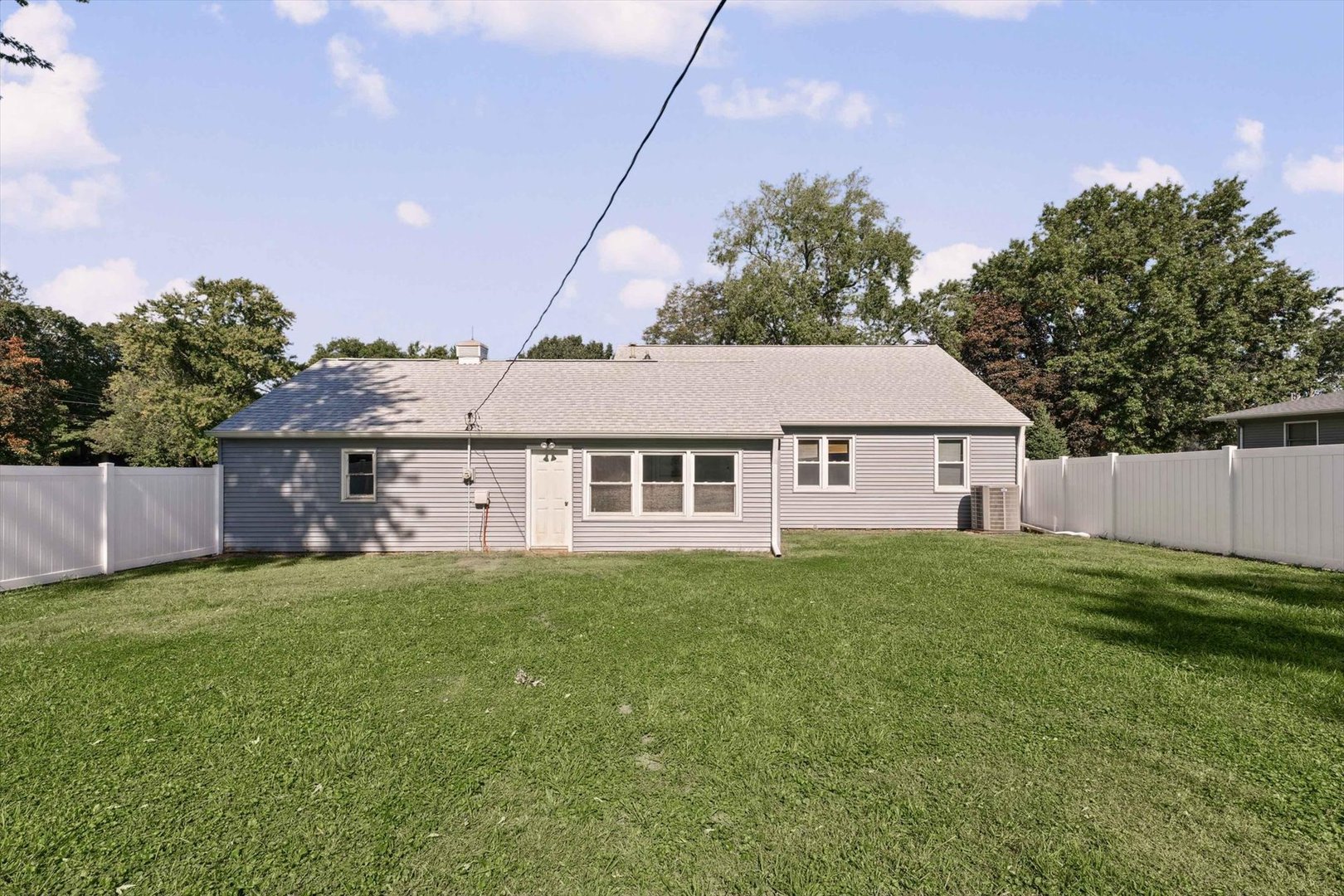 205 E Jefferson Street Property Photo 23
