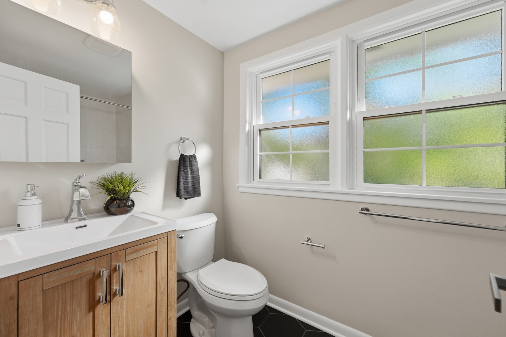 542 E Prospect Avenue Property Photo 25
