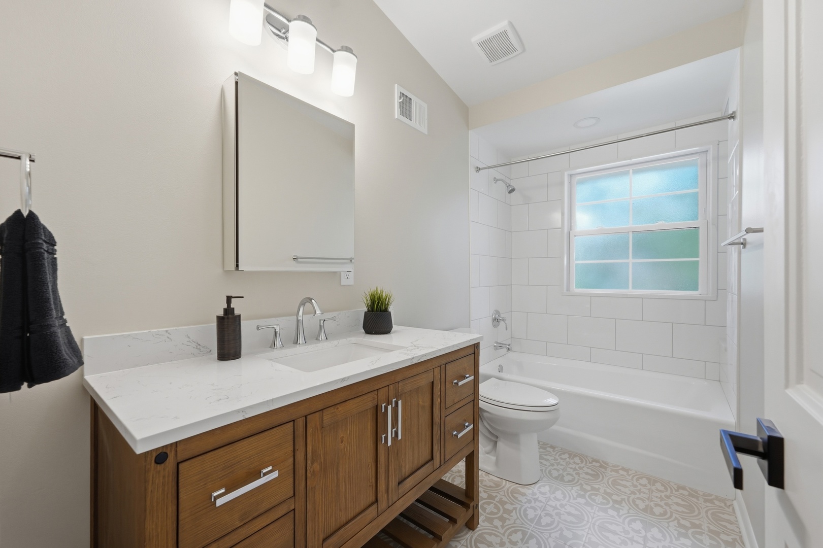 542 E Prospect Avenue Property Photo 29