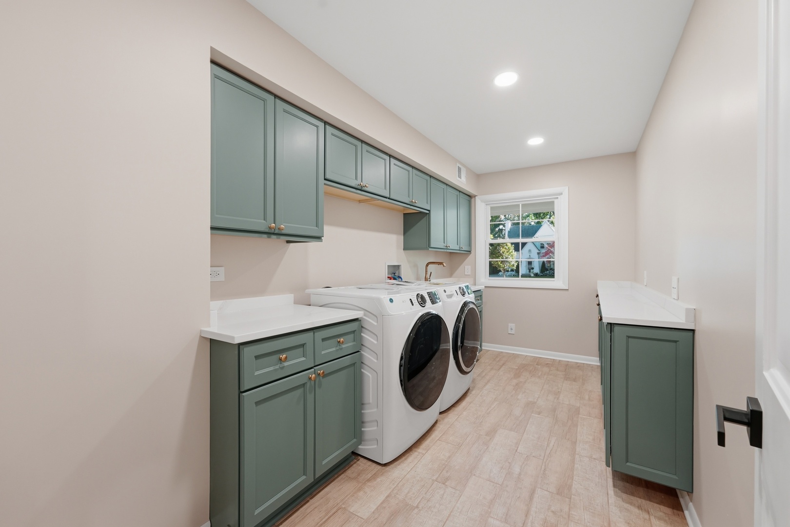 542 E Prospect Avenue Property Photo 36