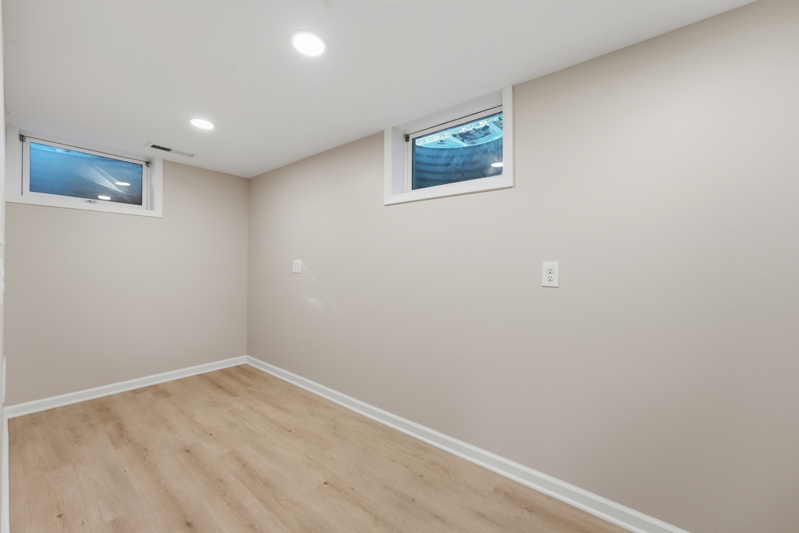 542 E Prospect Avenue Property Photo 37