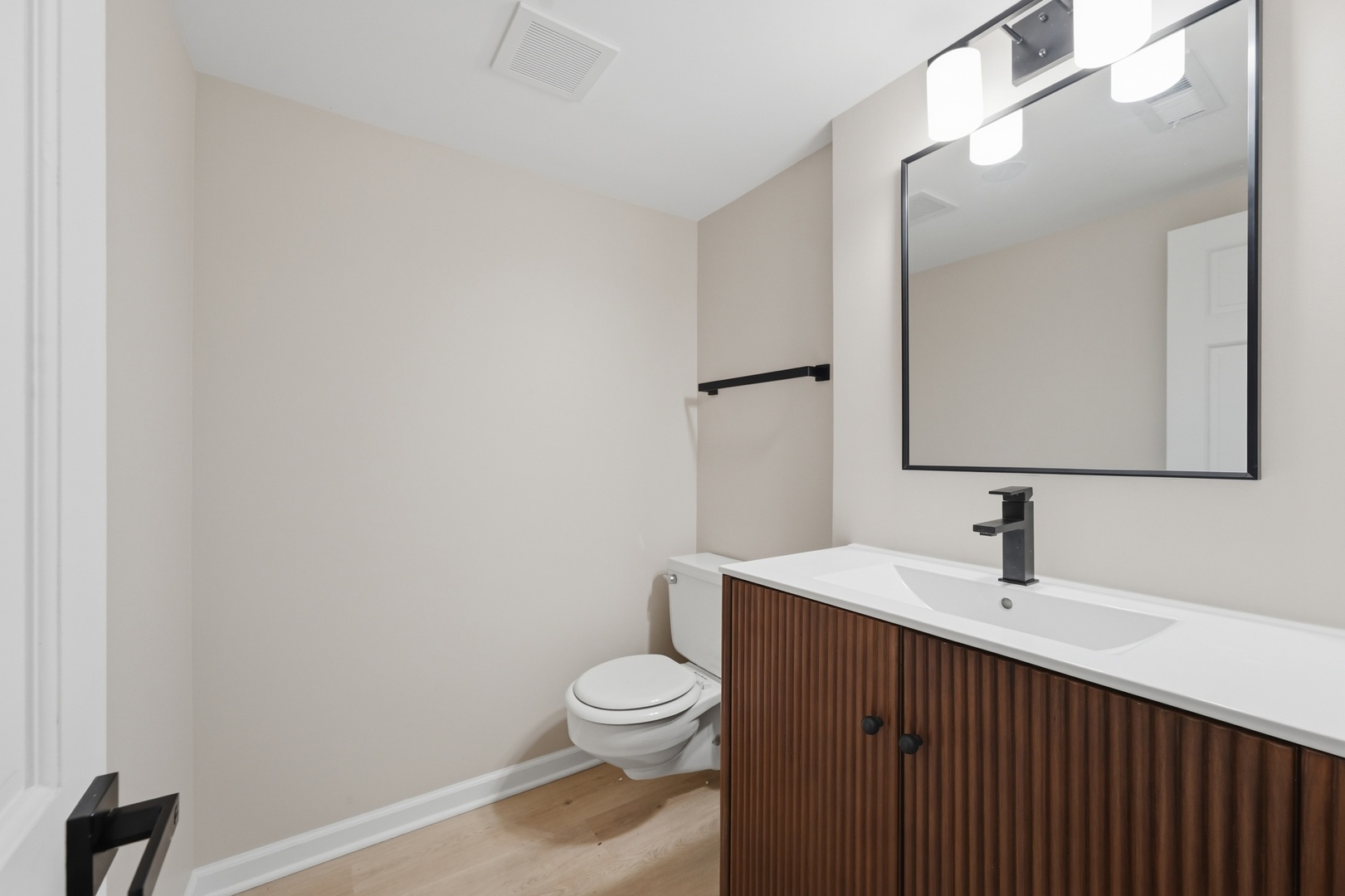 542 E Prospect Avenue Property Photo 38
