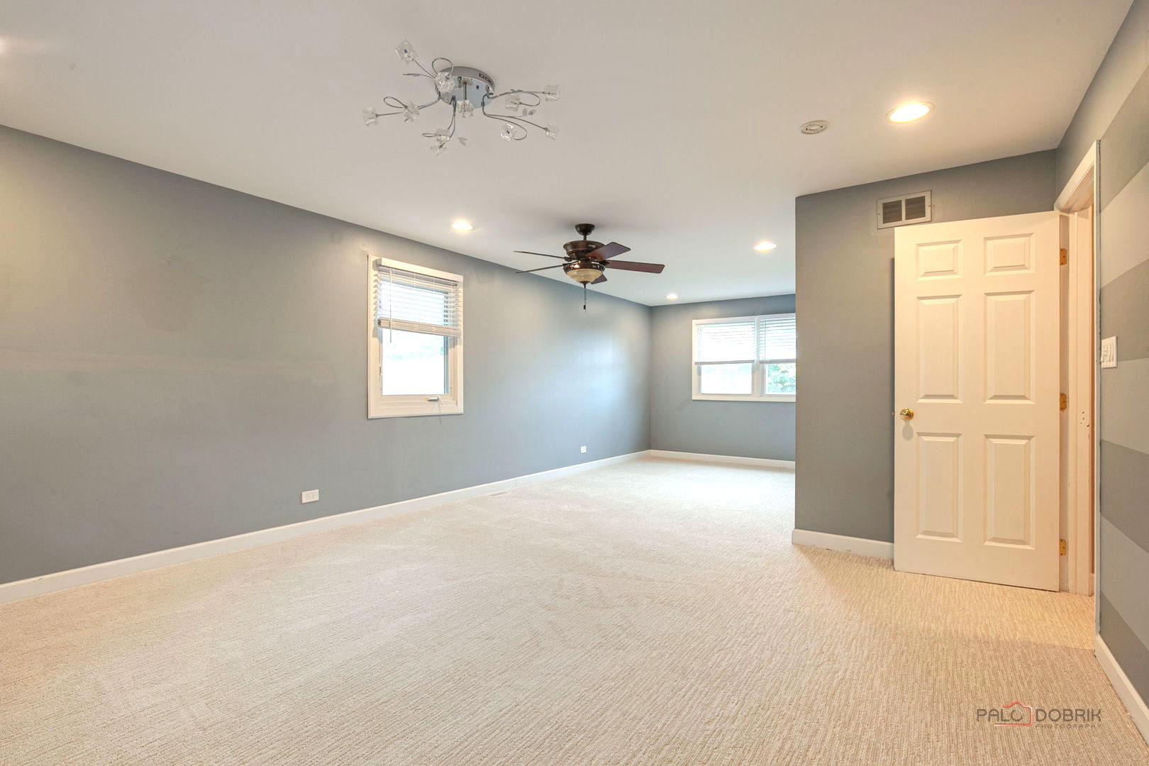 562 Applegate Lane Property Photo 29