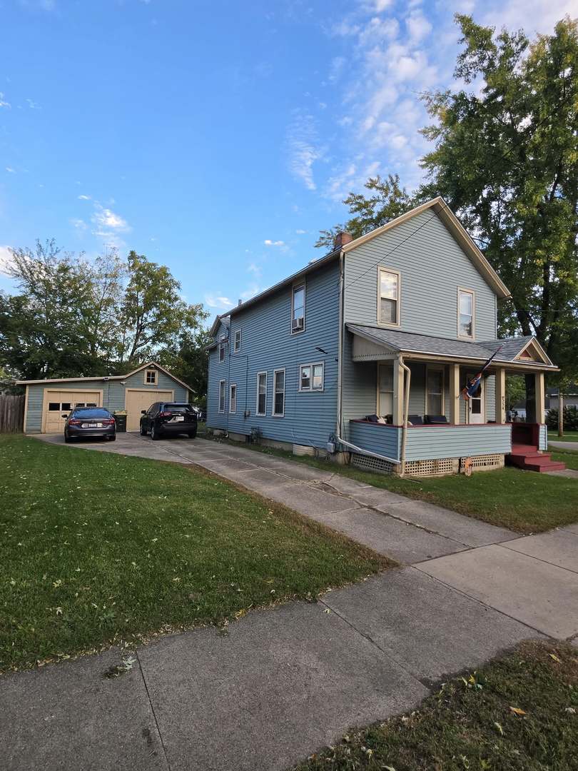 554 Bangs Street Property Photo 4