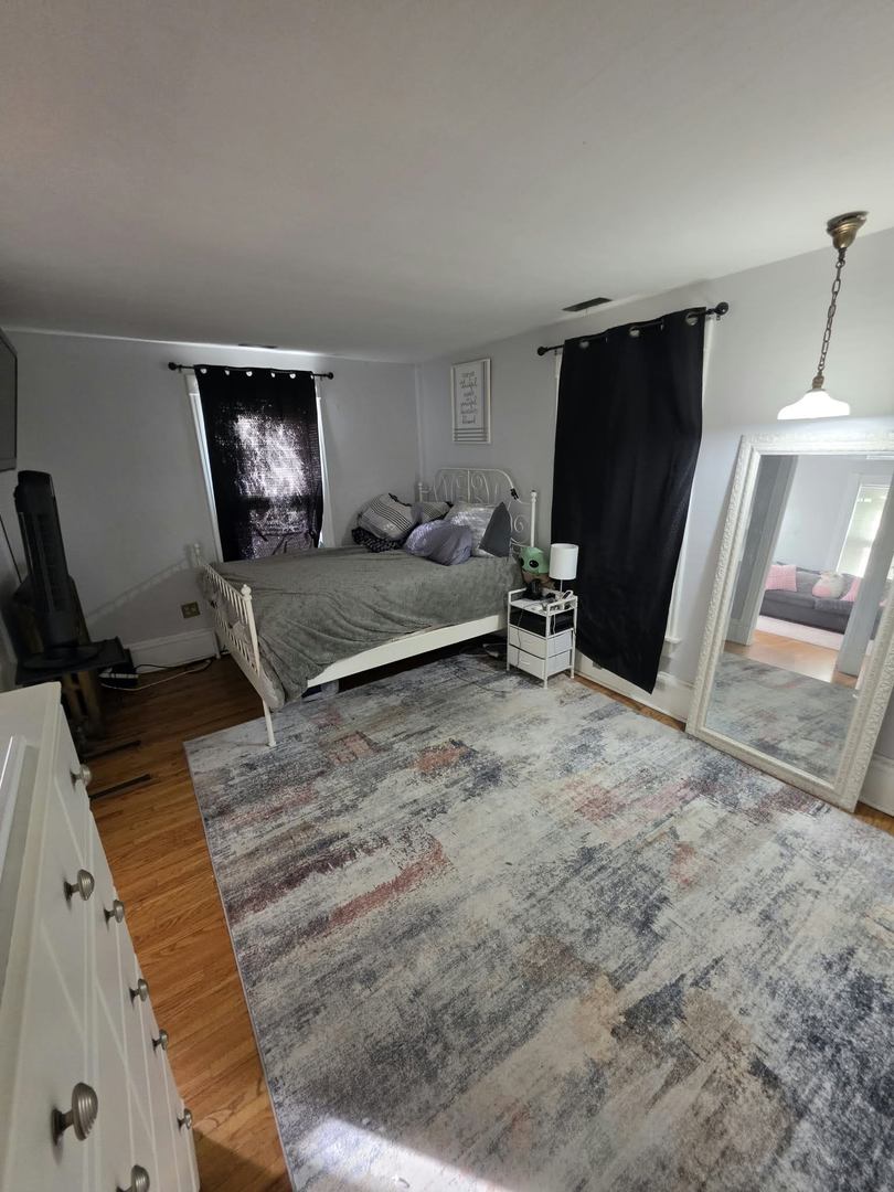 554 Bangs Street Property Photo 15