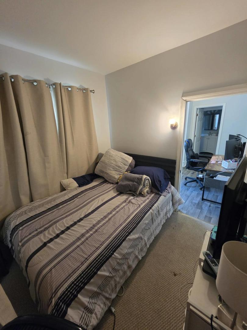 554 Bangs Street Property Photo 21