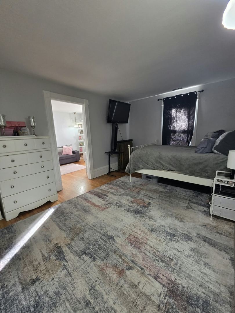 554 Bangs Street Property Photo 23
