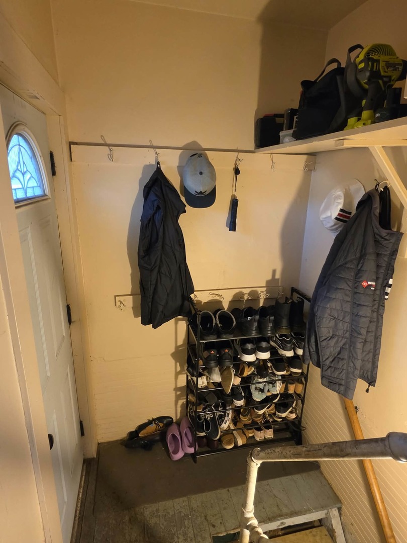 554 Bangs Street Property Photo 25