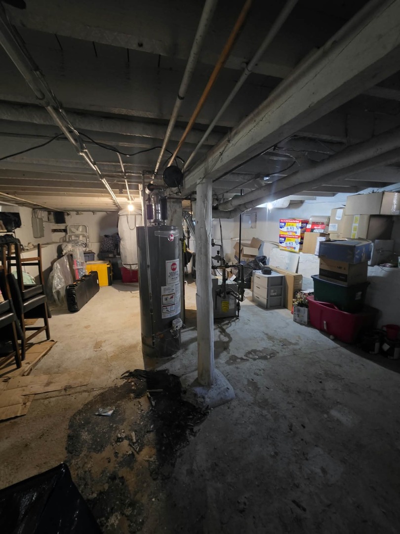 554 Bangs Street Property Photo 27