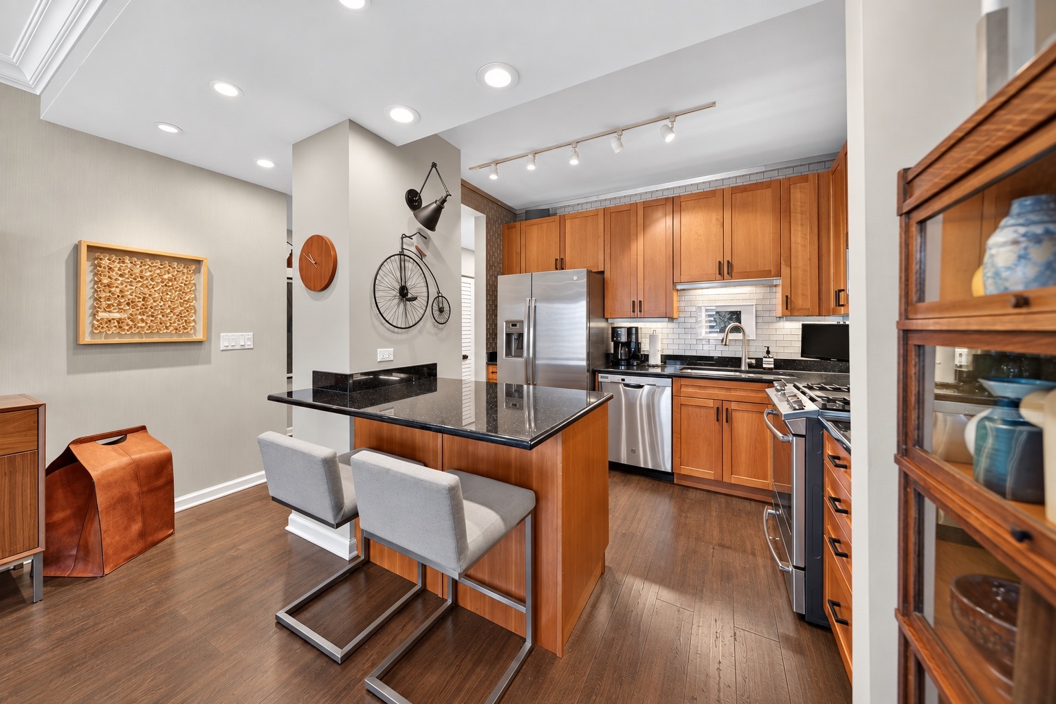 1250 S Michigan Avenue 1605 Property Photo 5