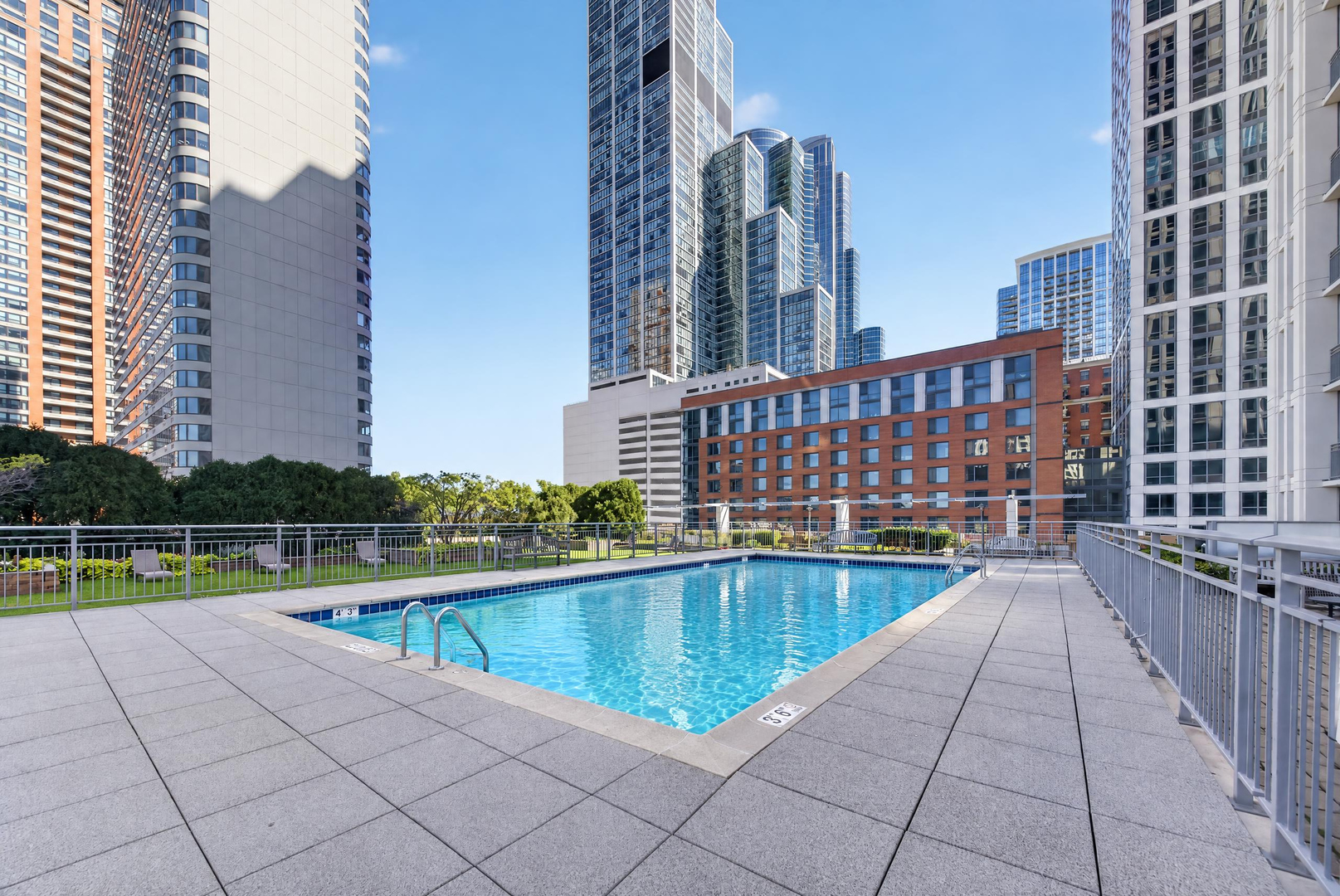 1250 S Michigan Avenue 1605 Property Photo 18