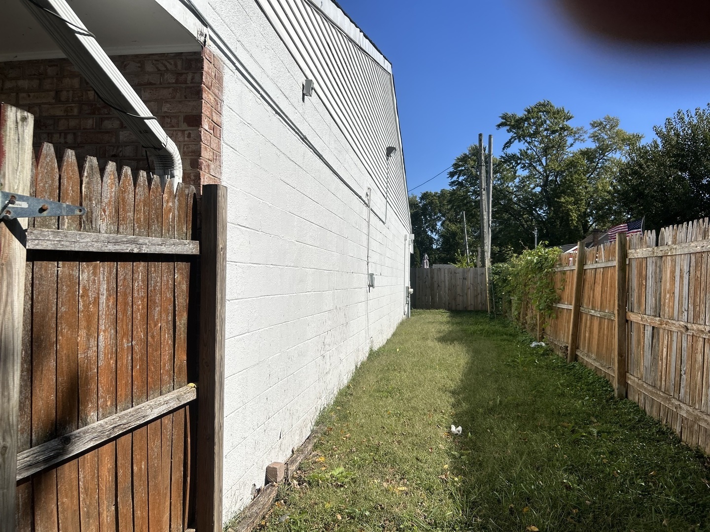853 N Highland Avenue Property Photo 7