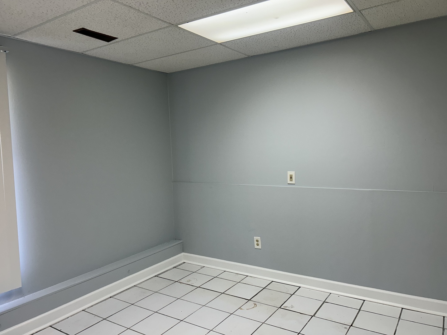 853 N Highland Avenue Property Photo 22