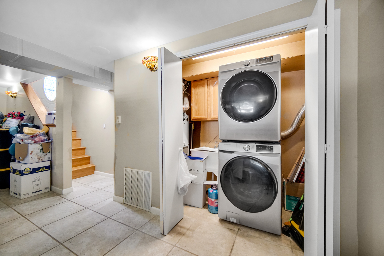 323 Karen Avenue Property Photo 14