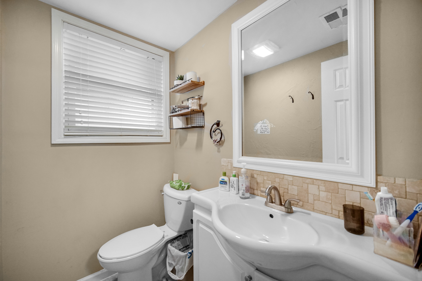 323 Karen Avenue Property Photo 16