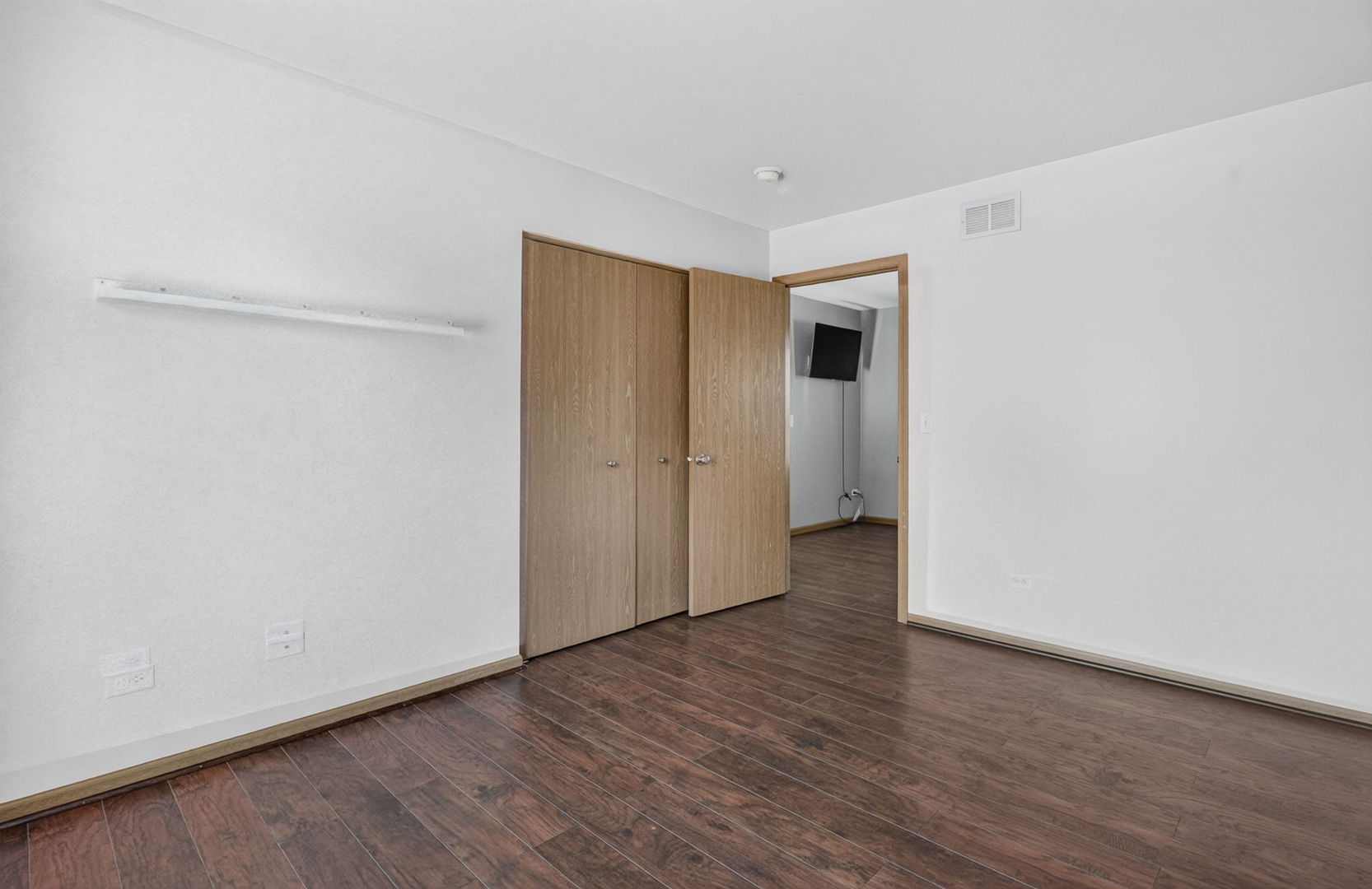 3622 Harms Road Property Photo 30