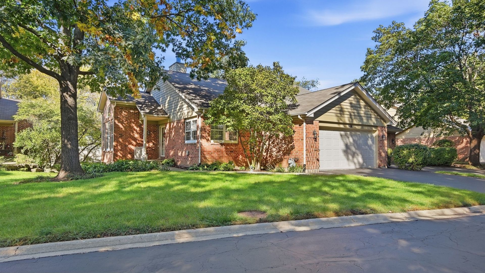 576 Shagbark Drive Property Photo 1