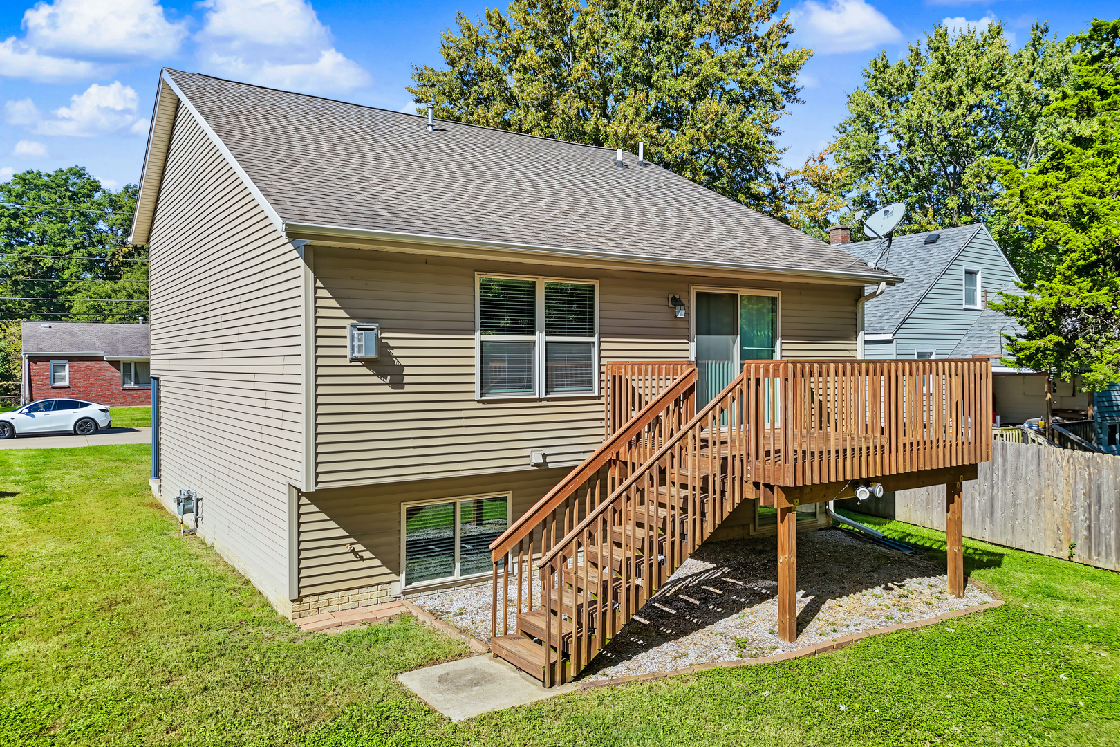 823 31st Street Property Photo 9