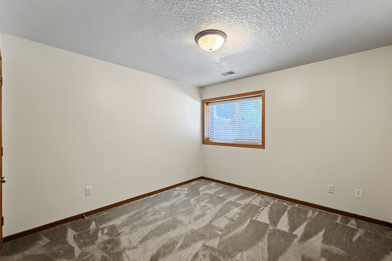 823 31st Street Property Photo 36