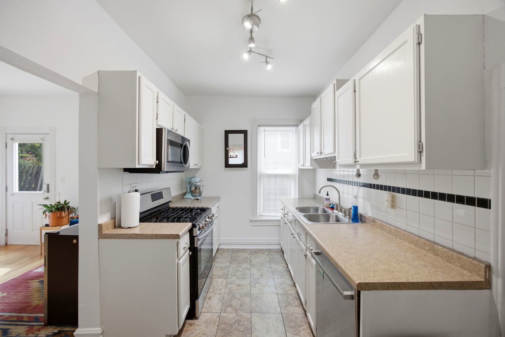 602 S 5th Avenue Property Photo 15