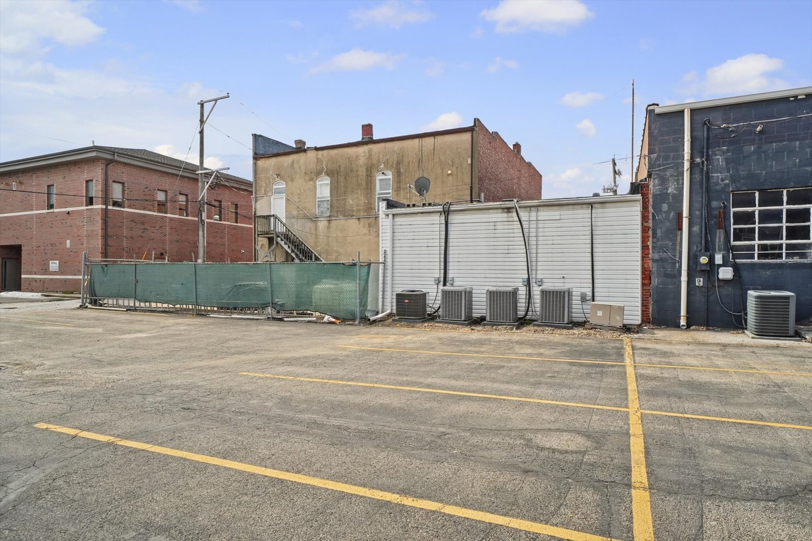 208 N Main Street Property Photo 74