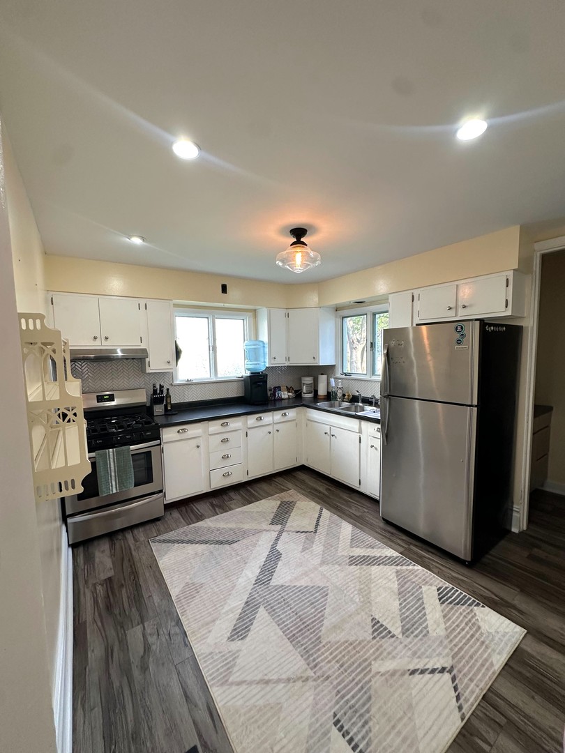 1211 E Jefferson Street Property Photo 13