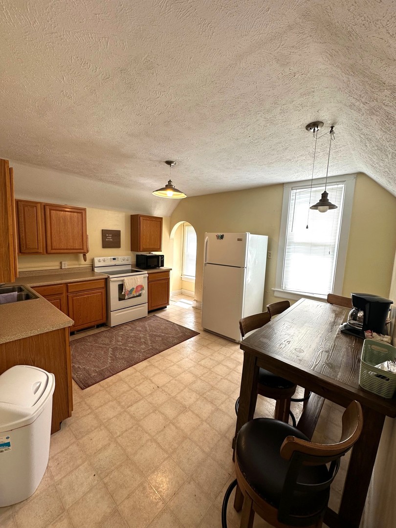 1211 E Jefferson Street Property Photo 20