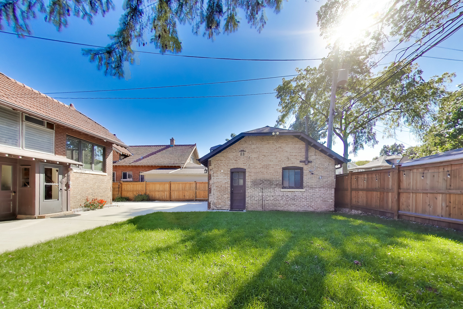 10516 S Seeley Avenue Property Photo 3