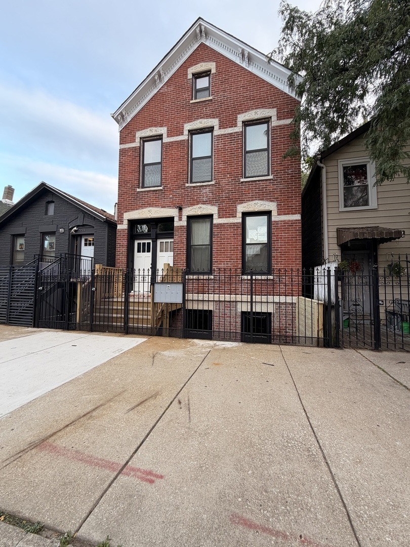 2227 W 21st Street 1F Property Photo 1