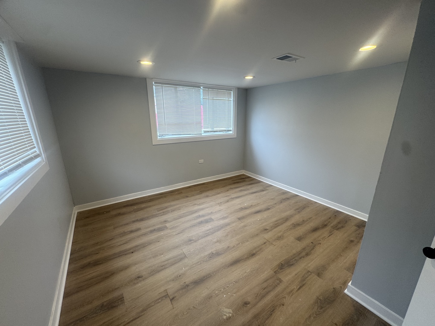 14700 Avalon Avenue Property Photo 15