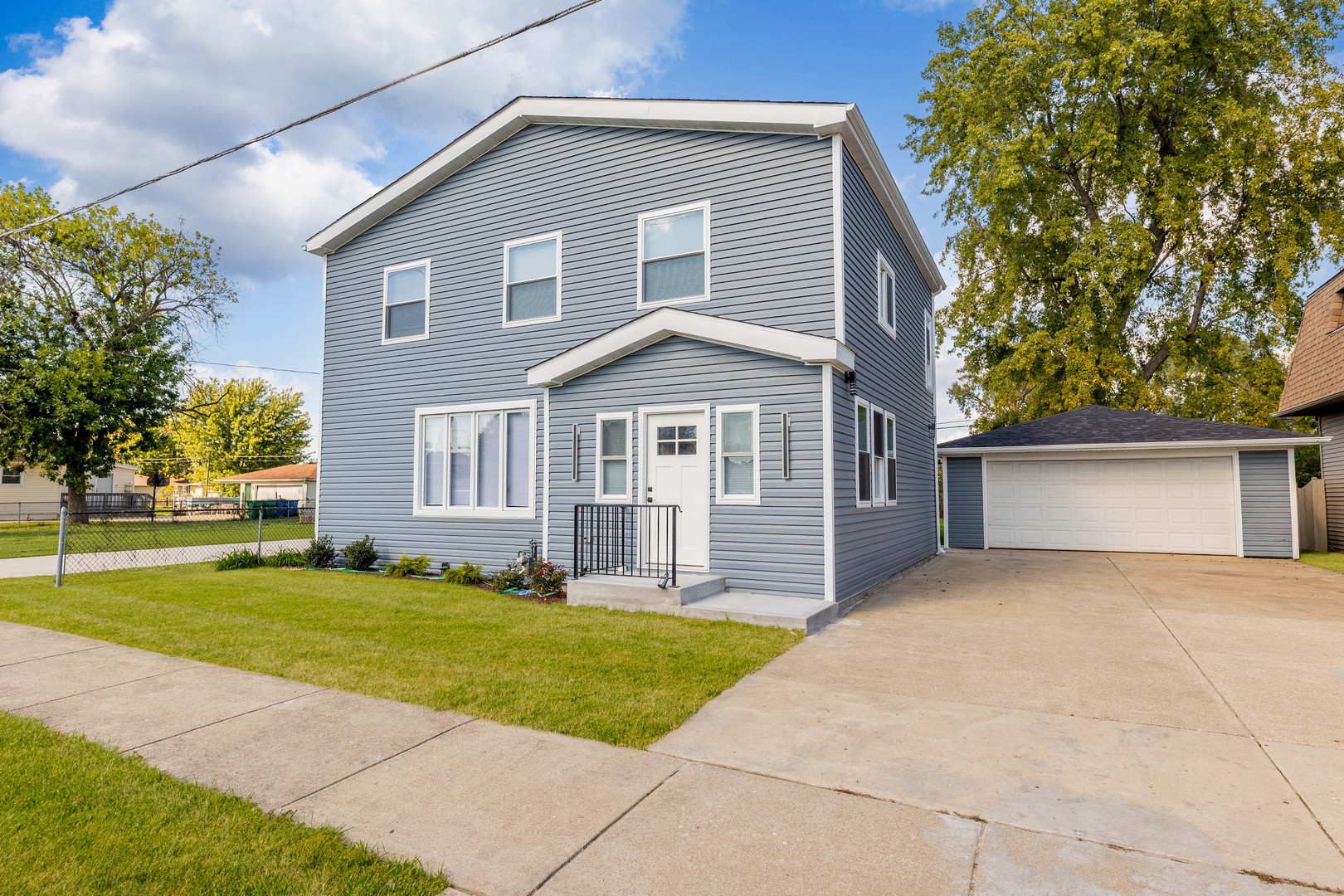 5708 W 84th Place Property Photo 1