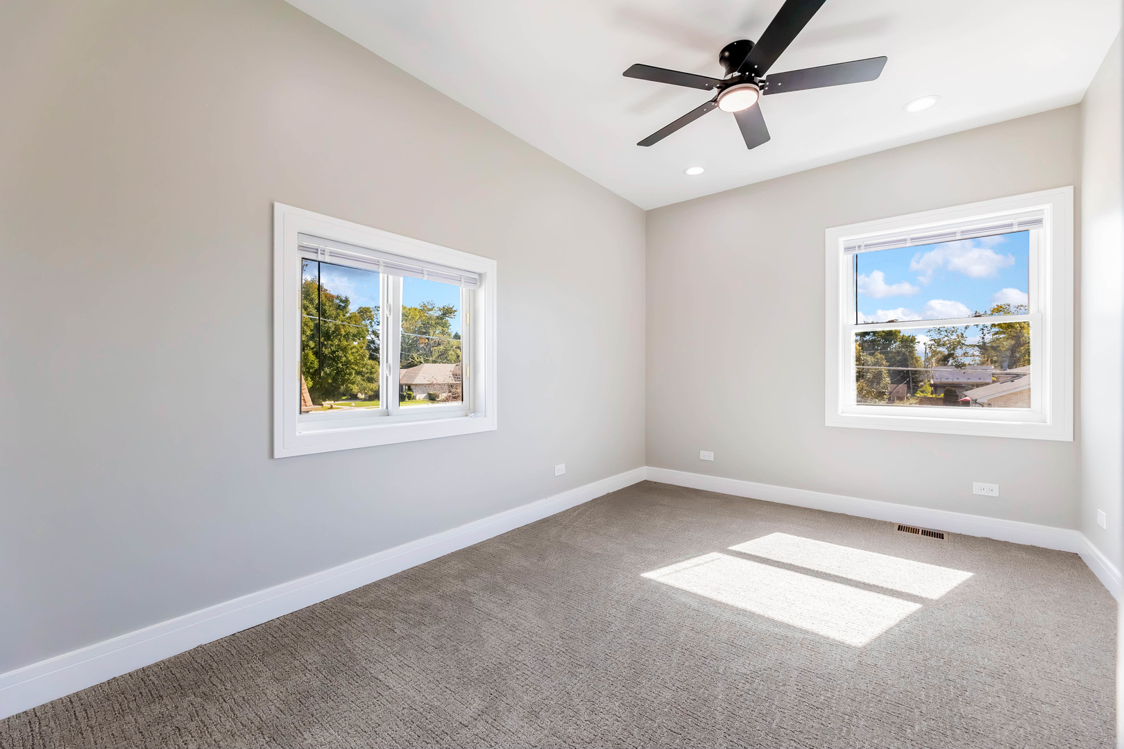 5708 W 84th Place Property Photo 16