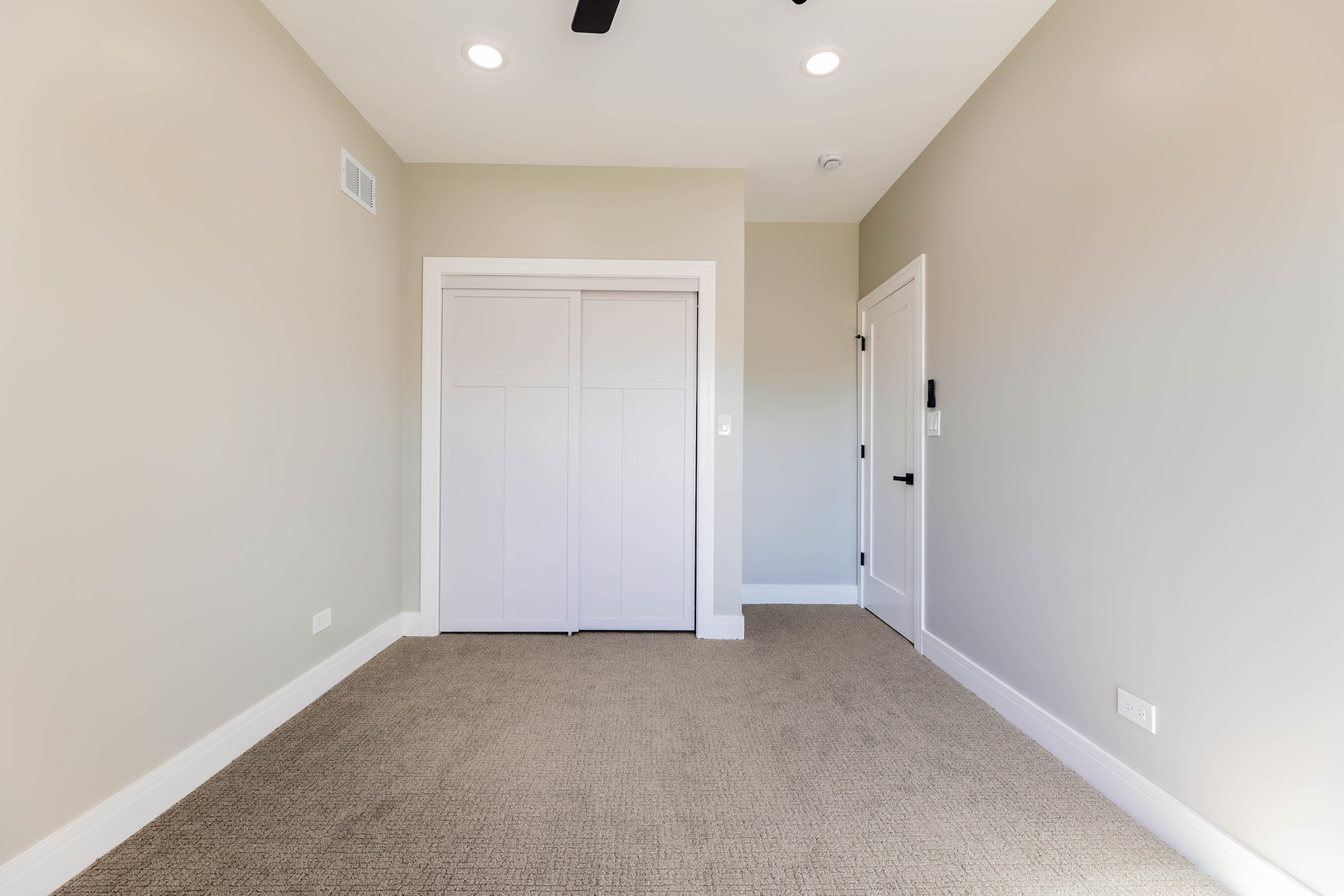 5708 W 84th Place Property Photo 18