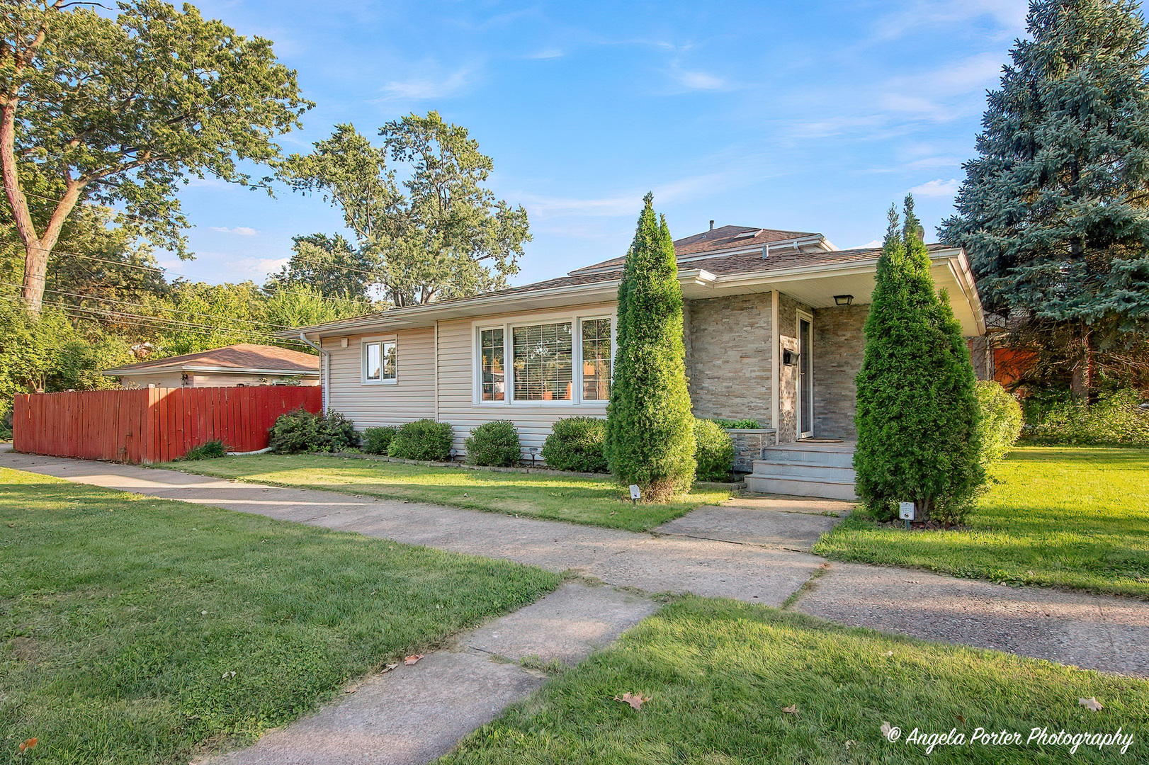 643 Sylviawood Avenue Property Photo 1