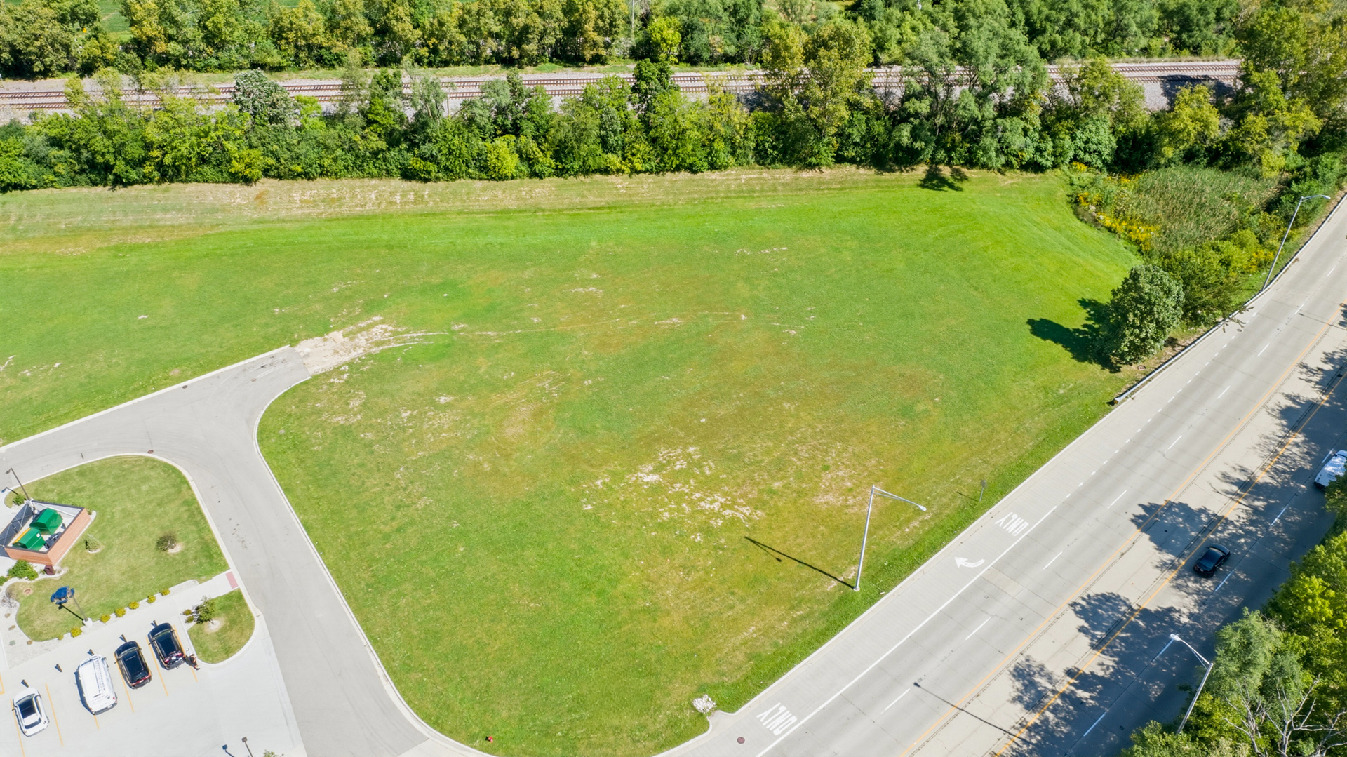 4220 Northwest Highway Property Photo 2