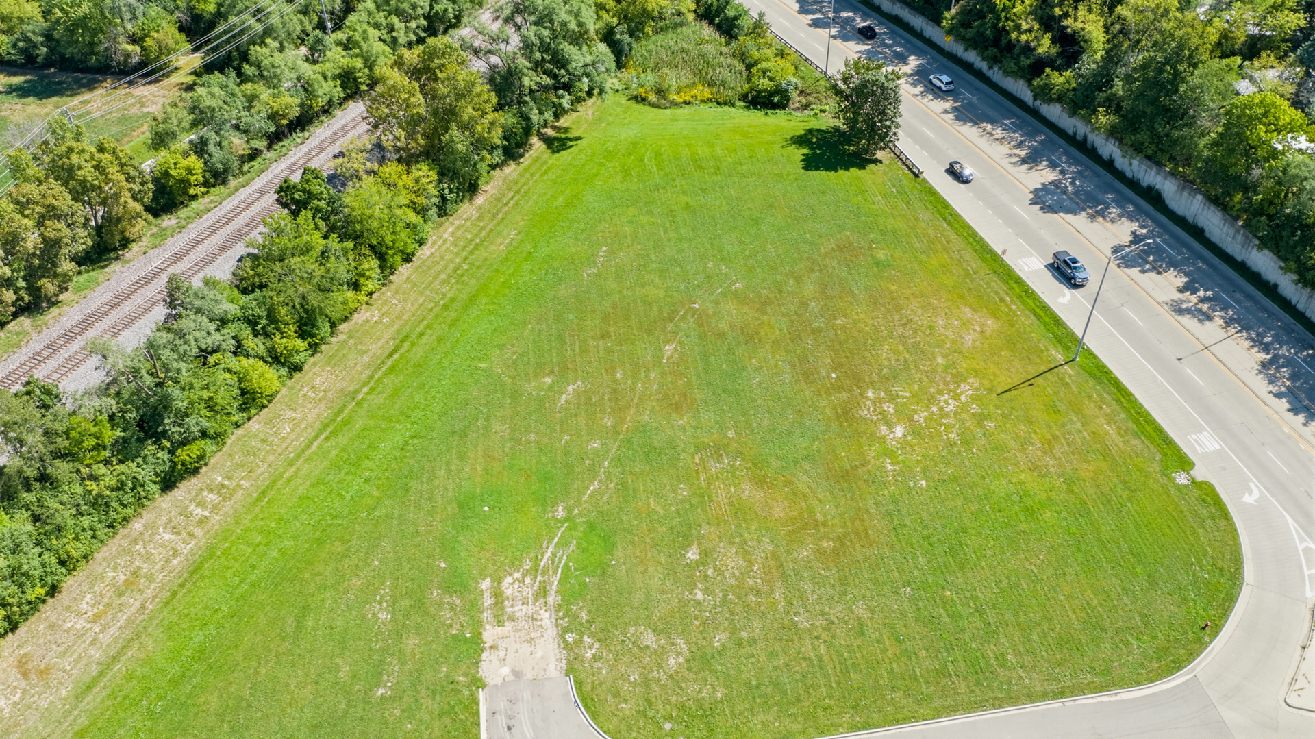 4220 Northwest Highway Property Photo 7