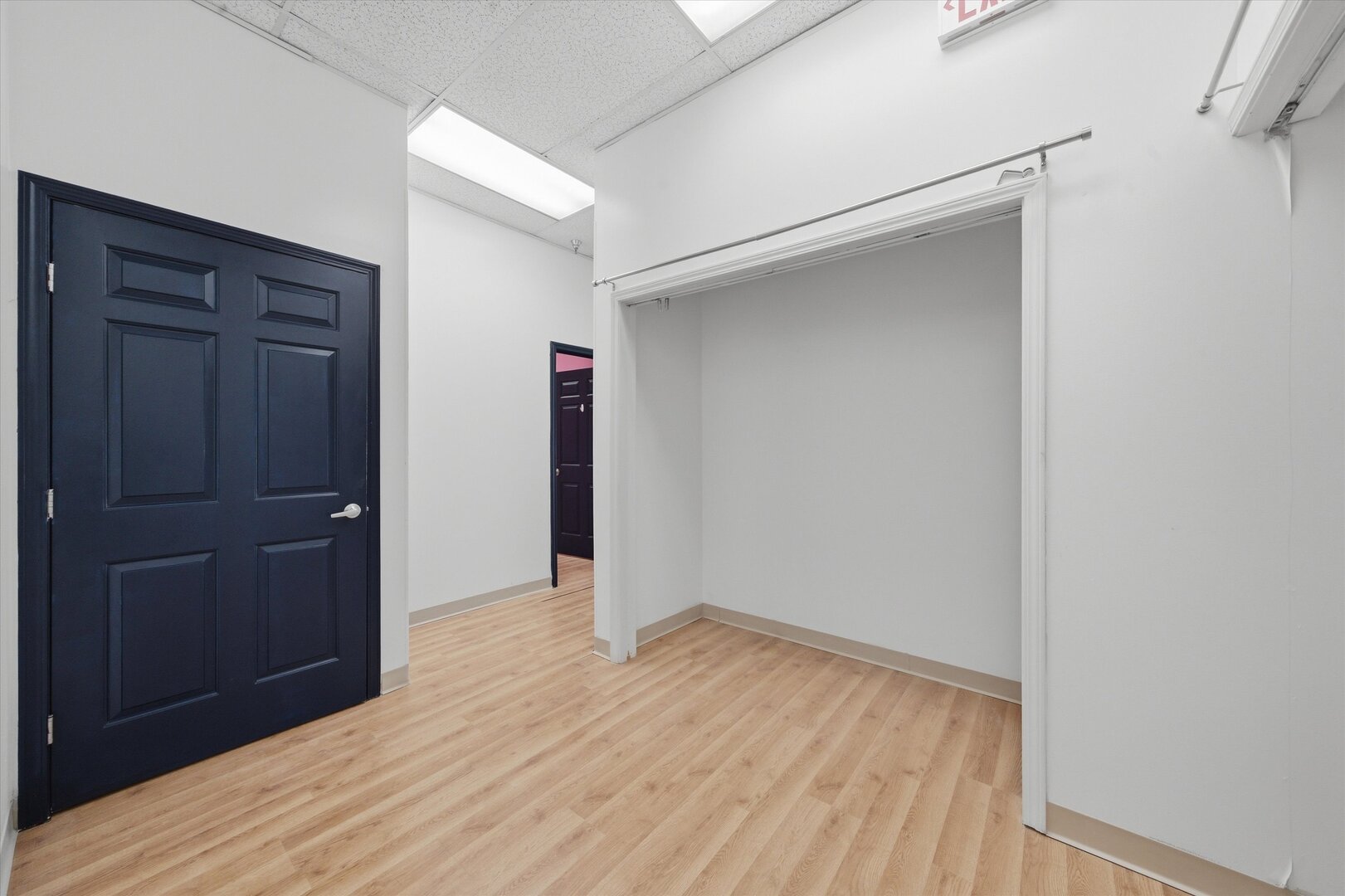 9600-9652 S Pulaski Road 9642 Property Photo 8