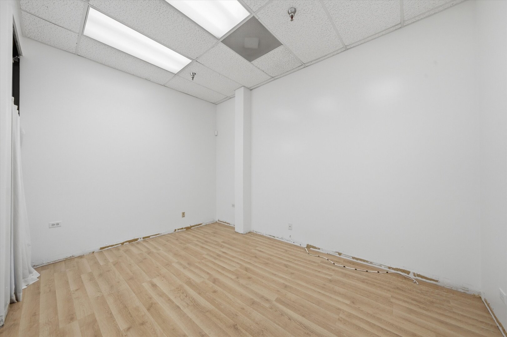9600-9652 S Pulaski Road 9642 Property Photo 11