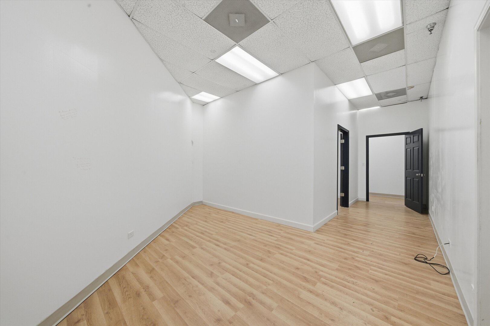9600-9652 S Pulaski Road 9642 Property Photo 16